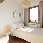 Mokotow Premium With Terrace By Bookinghost Varsavia
